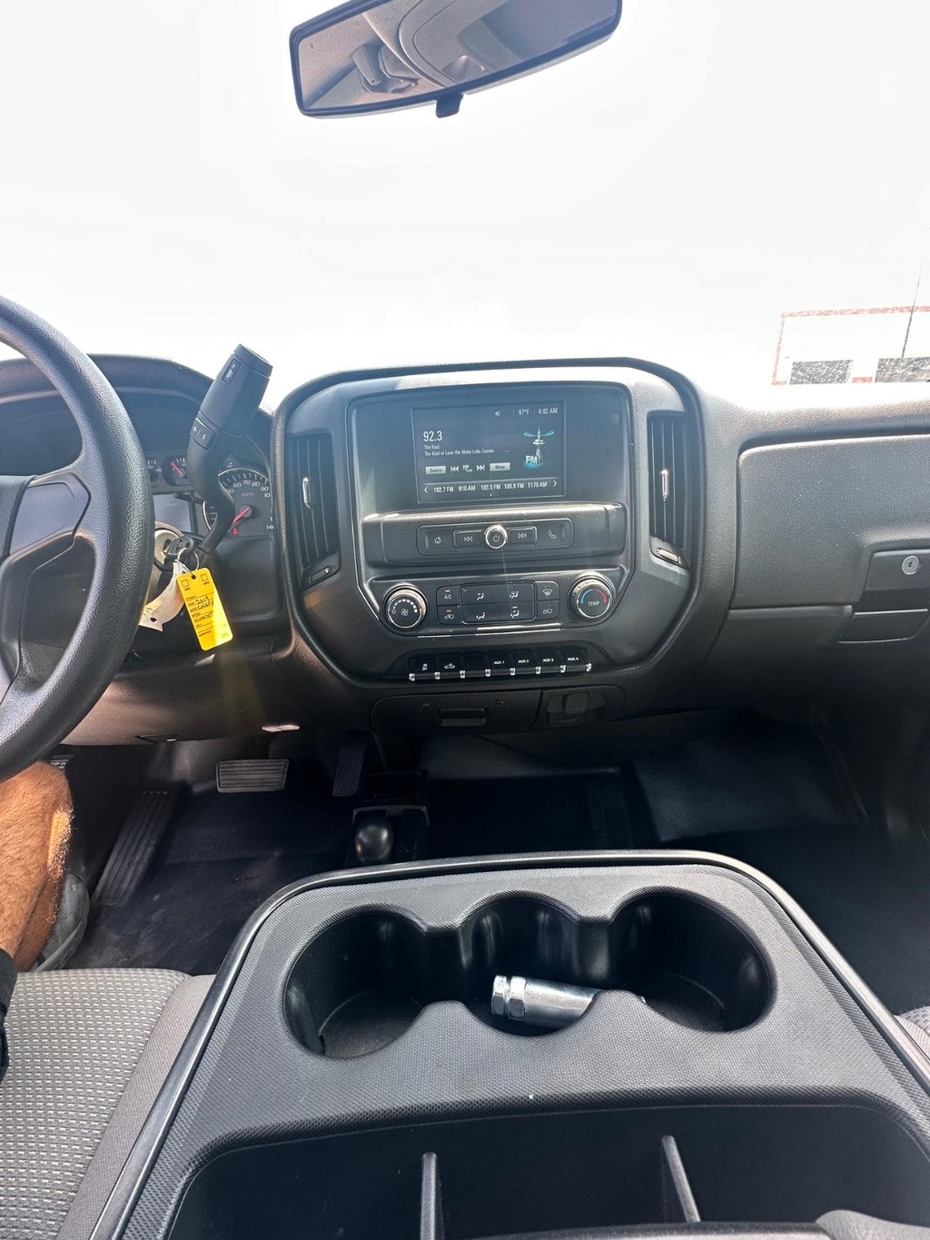 Chevrolet Silverado 3500HD Vehicle Full-screen Gallery Image 17