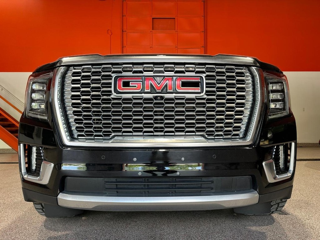 GMC Yukon Vehicle Full-screen Gallery Image 27