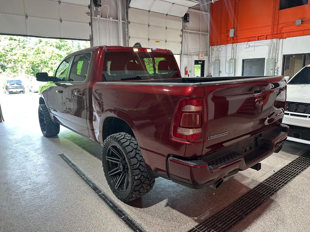 Ram 1500 Vehicle Full-screen Gallery Image 5