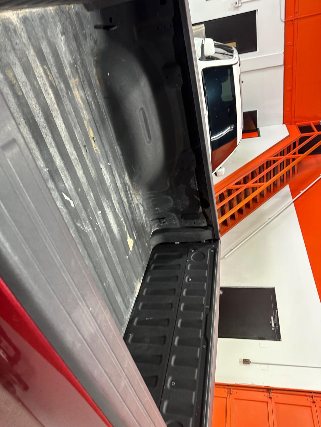 Ram 1500 Vehicle Full-screen Gallery Image 10