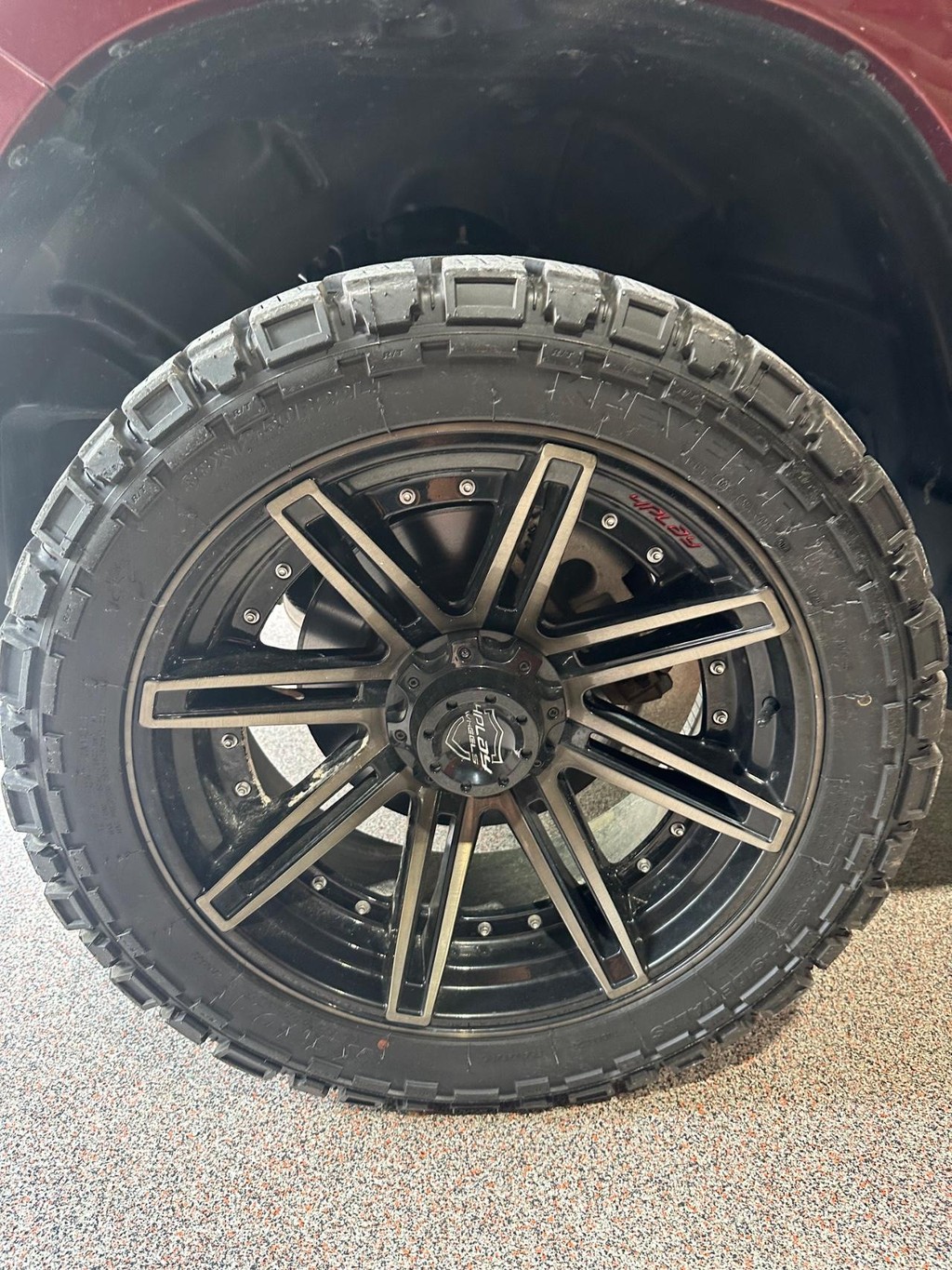 Ram 1500 Vehicle Full-screen Gallery Image 12