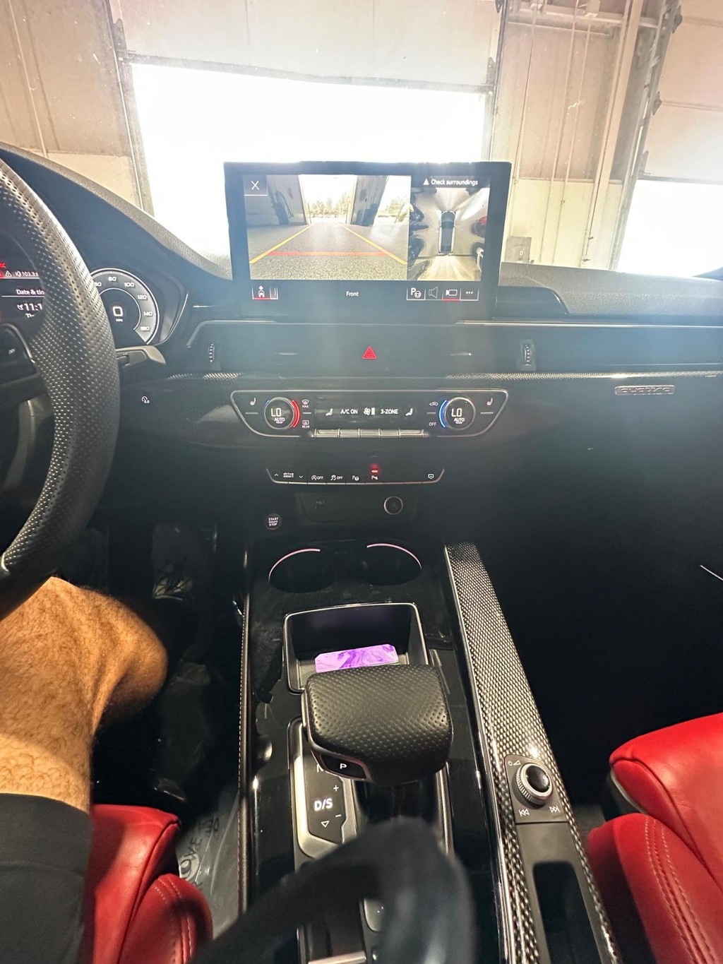 Audi S5 Sportback Vehicle Full-screen Gallery Image 21