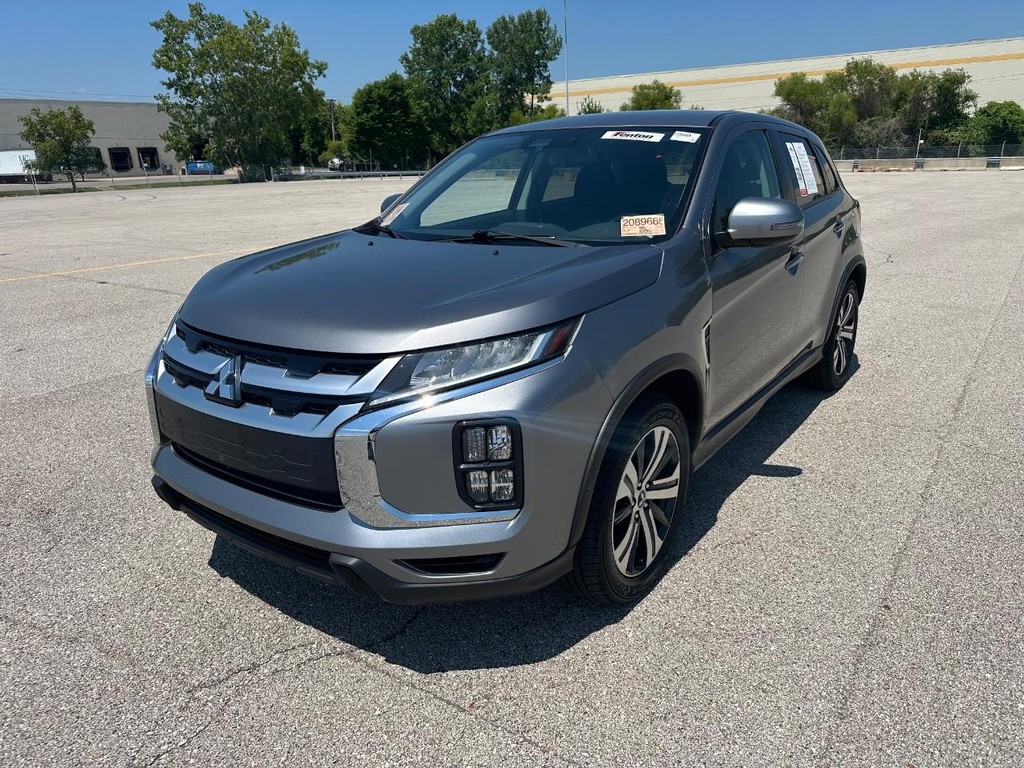 Mitsubishi Outlander Sport Vehicle Full-screen Gallery Image 5