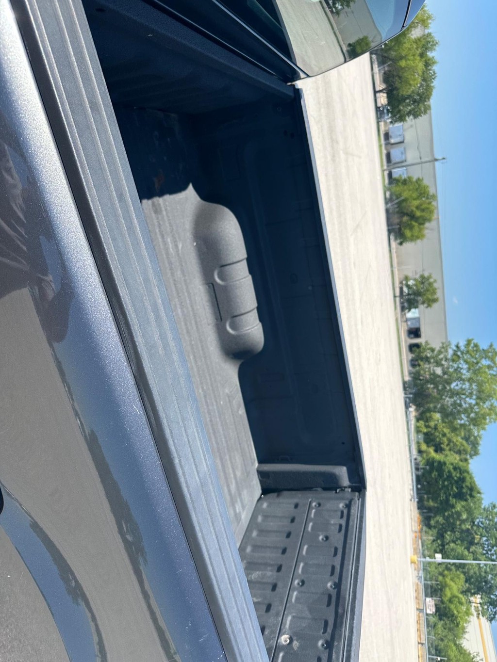 Ford Ranger Vehicle Full-screen Gallery Image 11