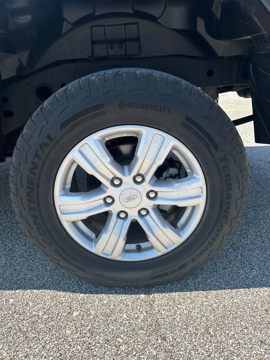 Ford Ranger Vehicle Full-screen Gallery Image 12