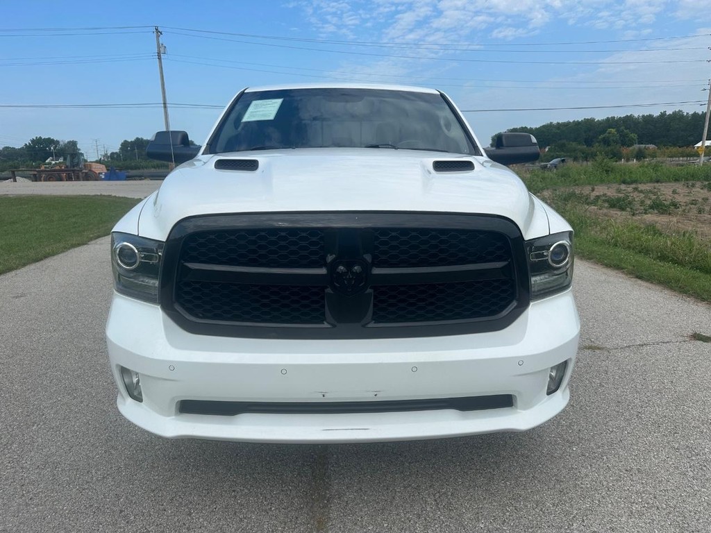 Ram 1500 Vehicle Full-screen Gallery Image 6