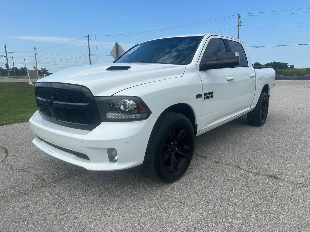 Ram 1500 Vehicle Full-screen Gallery Image 7