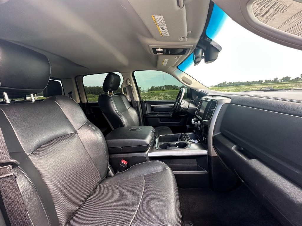 Ram 1500 Vehicle Full-screen Gallery Image 20
