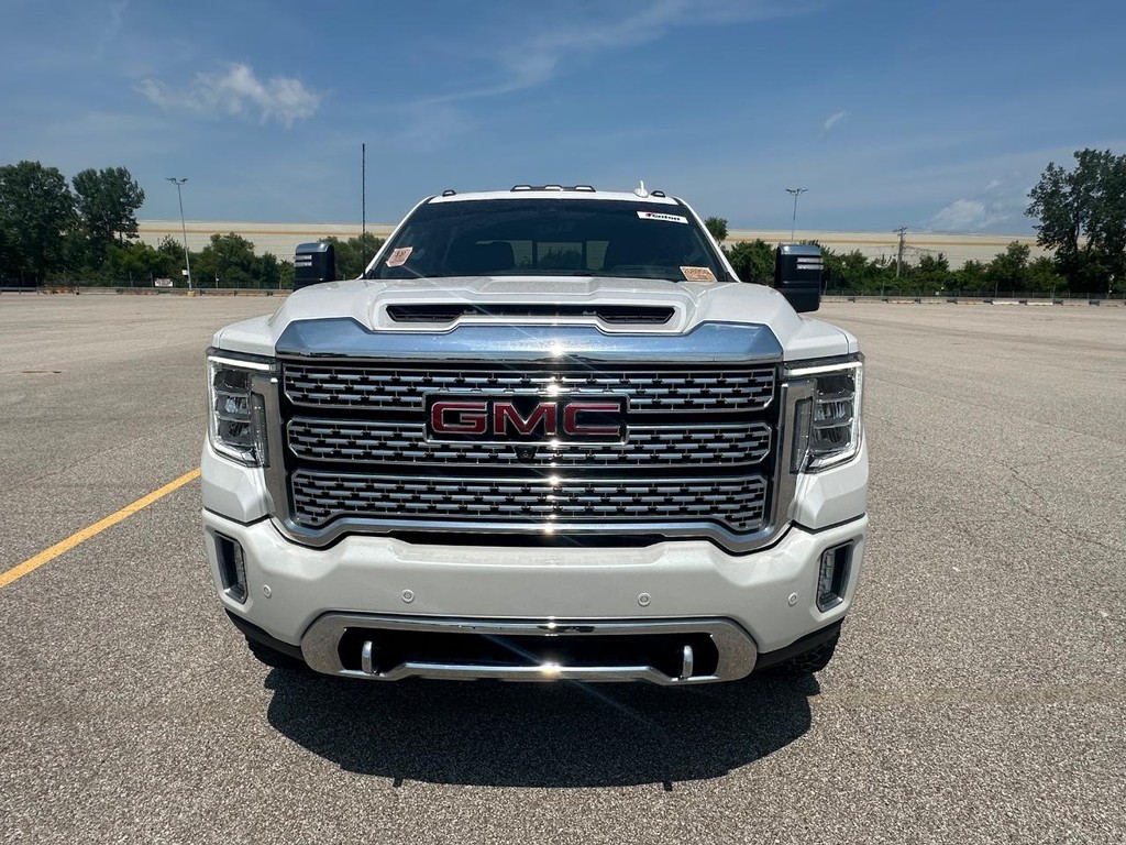 GMC Sierra 3500HD Vehicle Full-screen Gallery Image 8