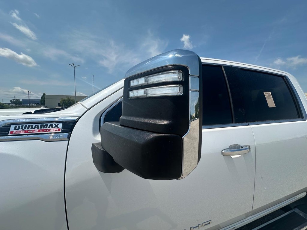 GMC Sierra 3500HD Vehicle Full-screen Gallery Image 21