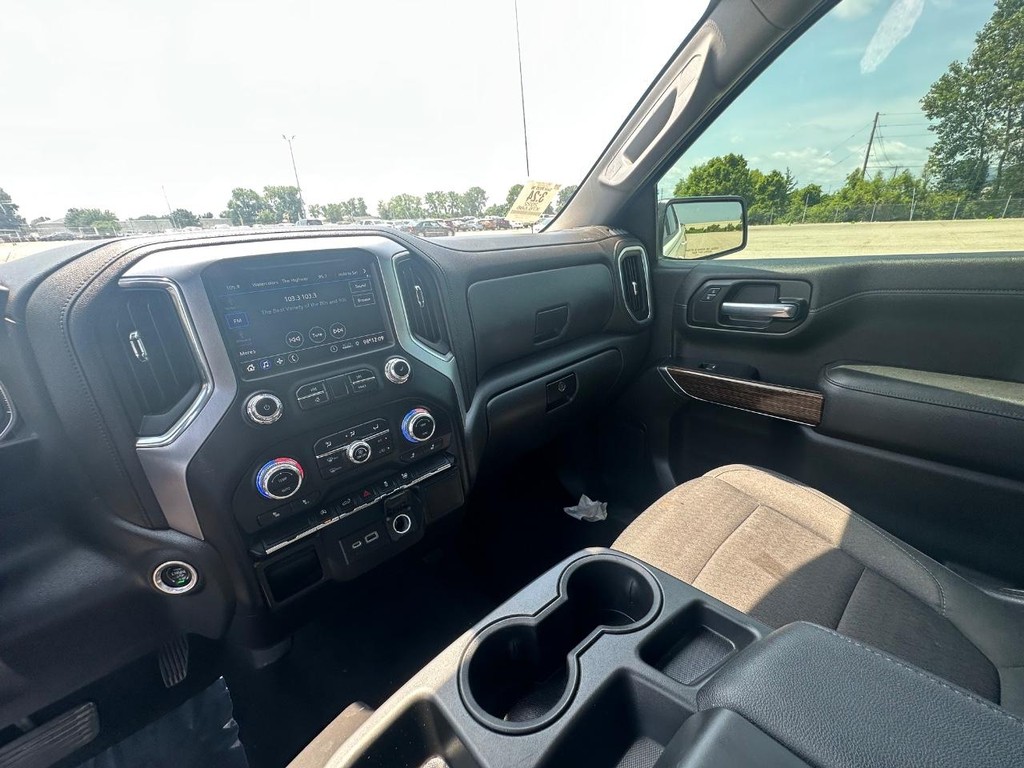 GMC Sierra 1500 Limited Vehicle Full-screen Gallery Image 20