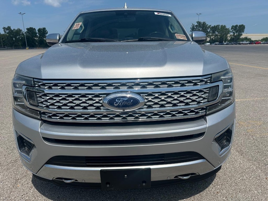 Ford Expedition Vehicle Full-screen Gallery Image 5