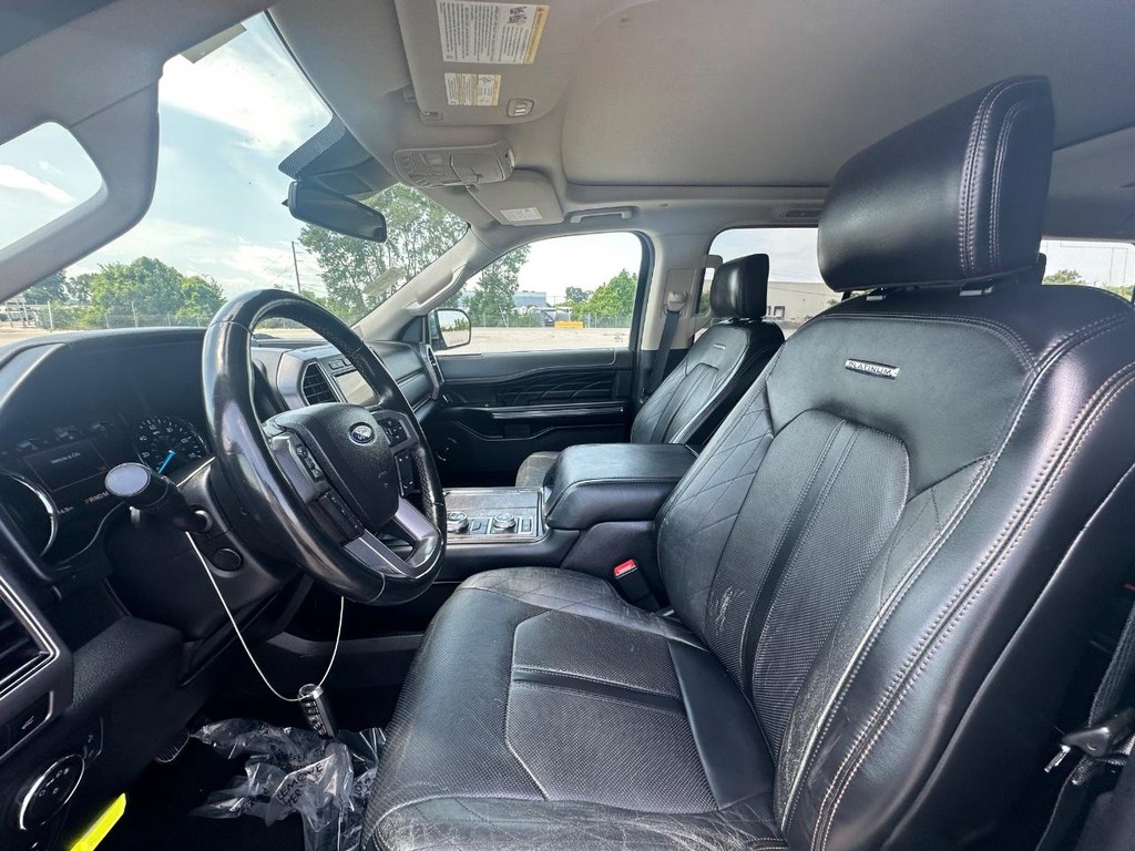 Ford Expedition Vehicle Full-screen Gallery Image 13