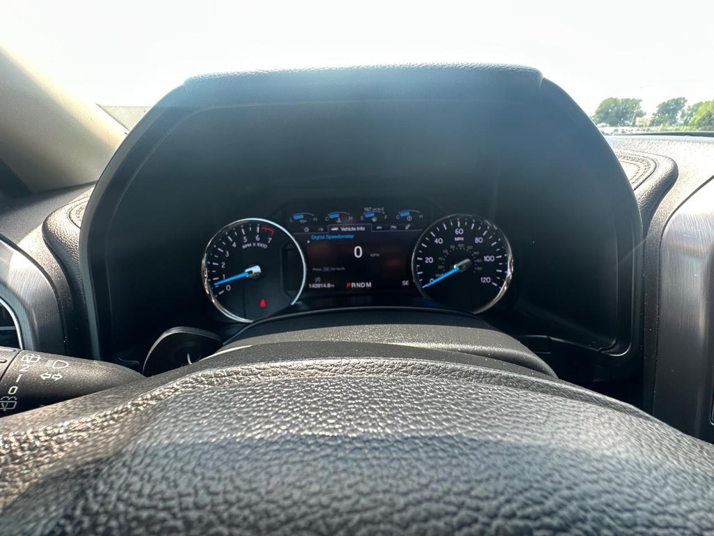 Ford Expedition Vehicle Full-screen Gallery Image 22
