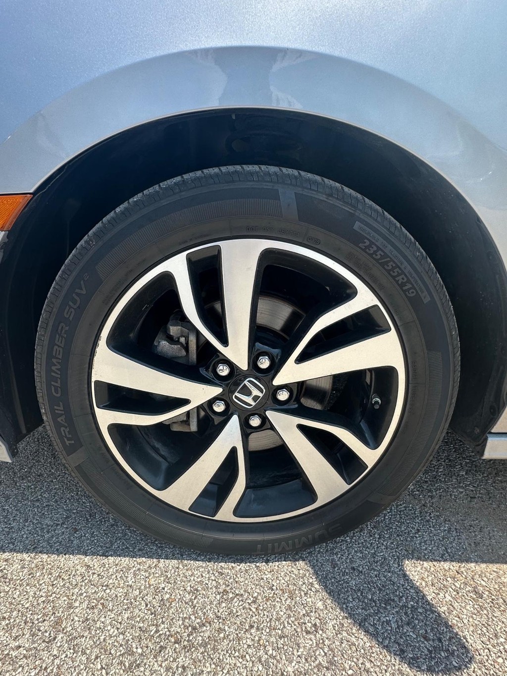 Honda Odyssey Vehicle Full-screen Gallery Image 7