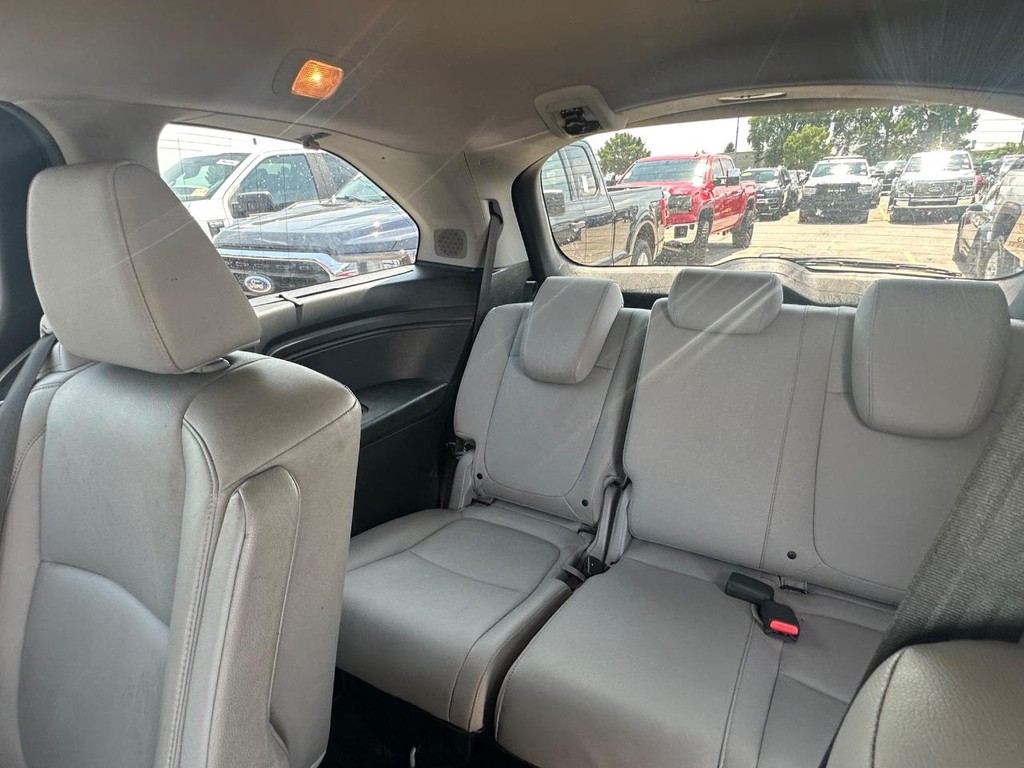 Honda Odyssey Vehicle Full-screen Gallery Image 10