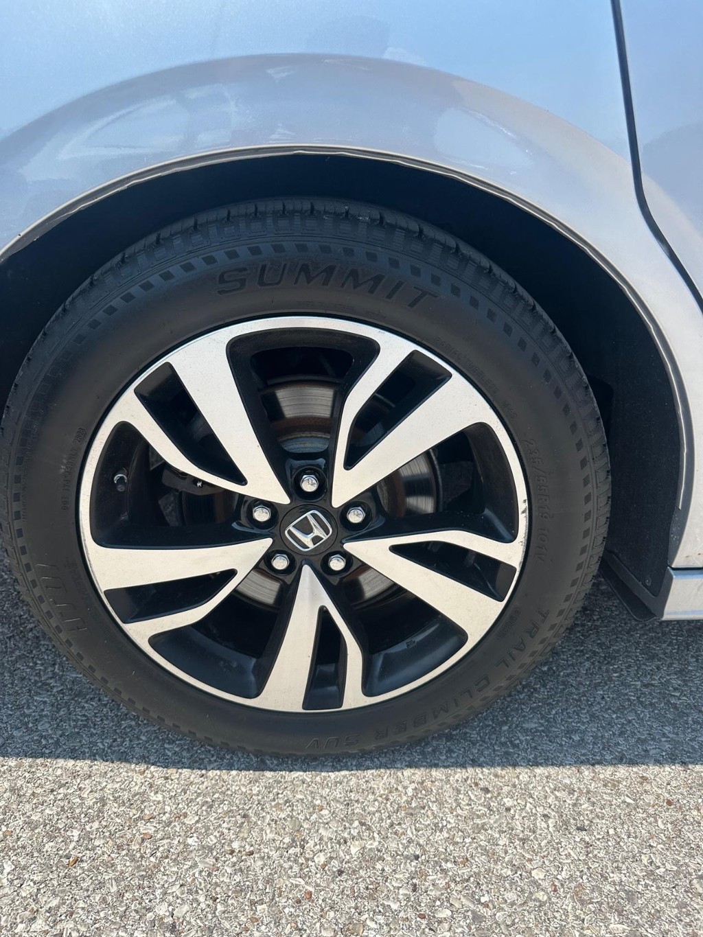 Honda Odyssey Vehicle Full-screen Gallery Image 19