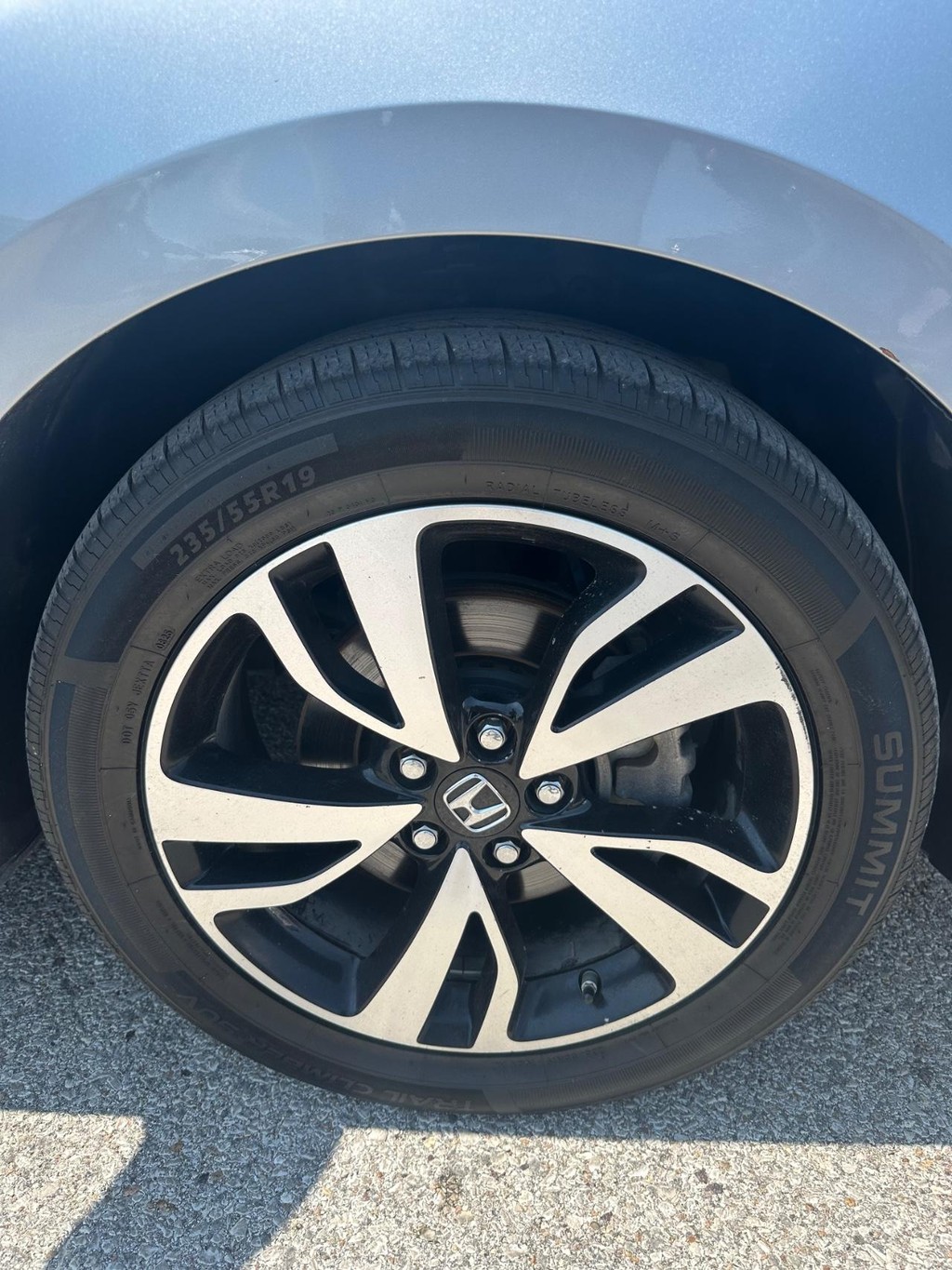 Honda Odyssey Vehicle Full-screen Gallery Image 20