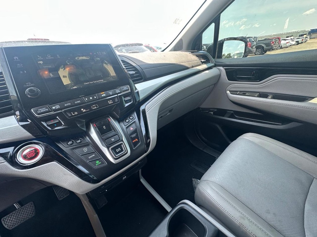 Honda Odyssey Vehicle Full-screen Gallery Image 23
