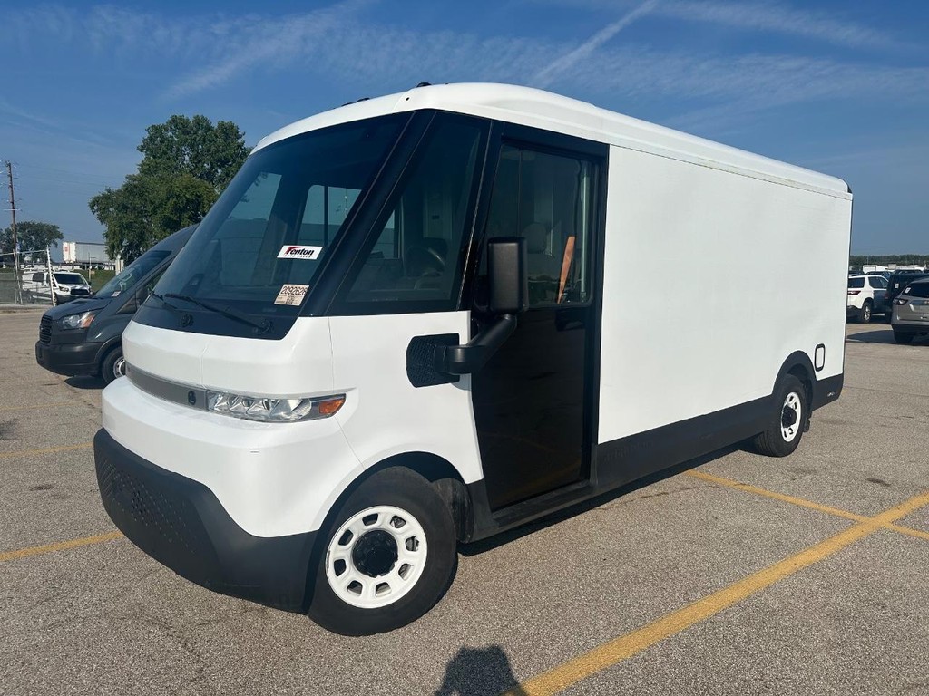 Brightdrop Zevo 600 Vehicle Full-screen Gallery Image 06