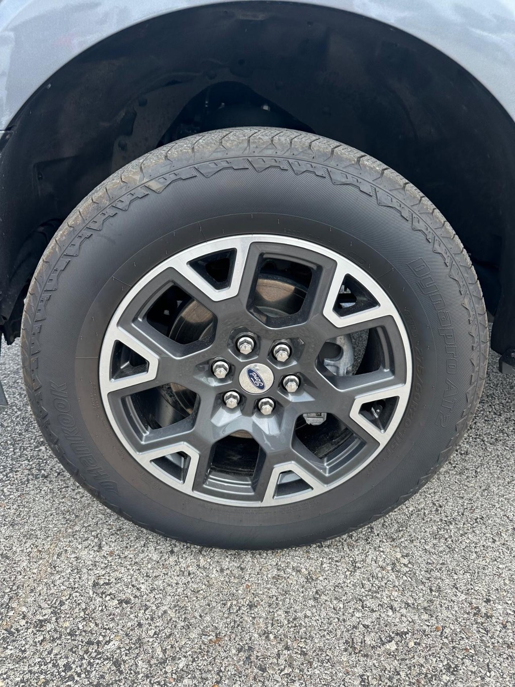 Ford F-150 Vehicle Full-screen Gallery Image 13