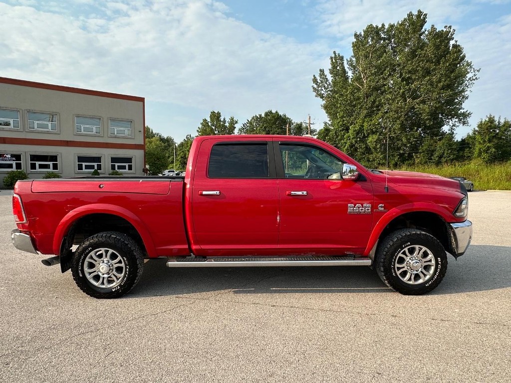Ram 2500 Vehicle Full-screen Gallery Image 2