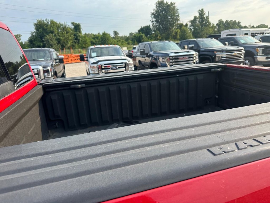 Ram 2500 Vehicle Full-screen Gallery Image 9
