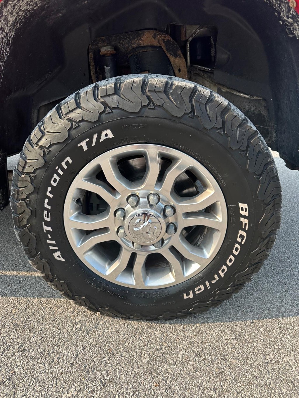 Ram 2500 Vehicle Full-screen Gallery Image 17