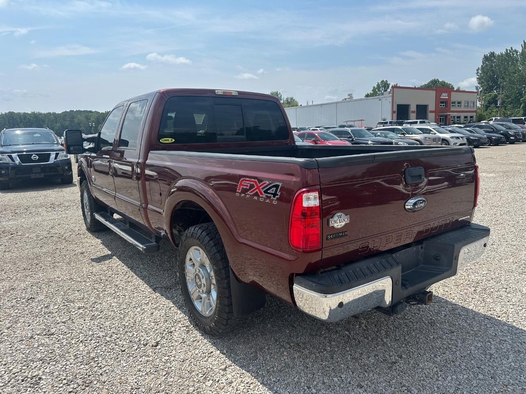 Ford Super Duty F-250 SRW Vehicle Full-screen Gallery Image 7