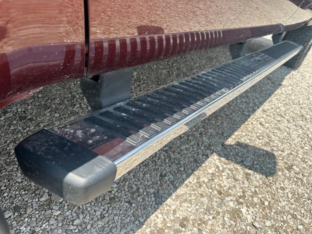 Ford Super Duty F-250 SRW Vehicle Full-screen Gallery Image 13