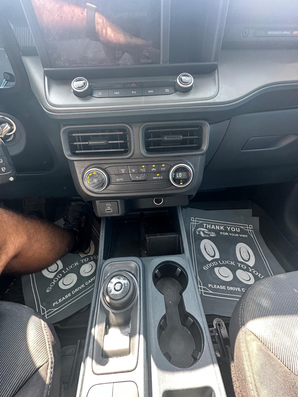 Ford Maverick Vehicle Full-screen Gallery Image 19