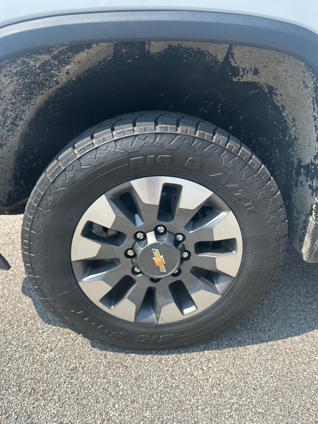 Chevrolet Silverado 2500HD Vehicle Full-screen Gallery Image 6