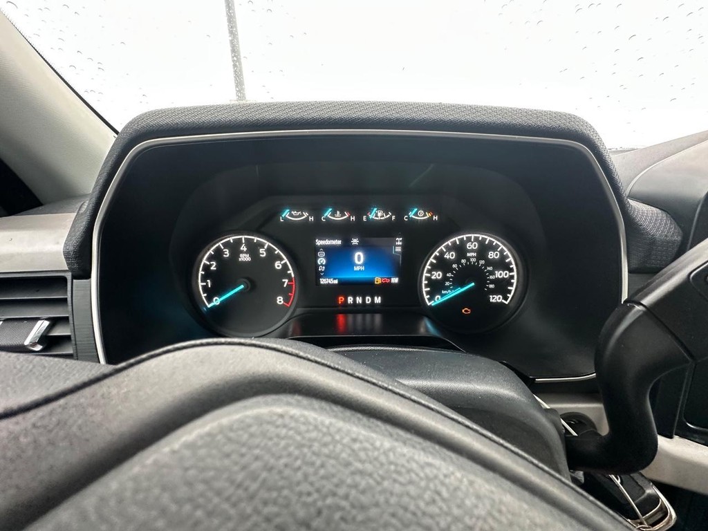 Ford F-150 Vehicle Full-screen Gallery Image 17