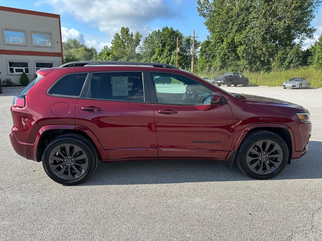 Jeep Cherokee Vehicle Full-screen Gallery Image 2