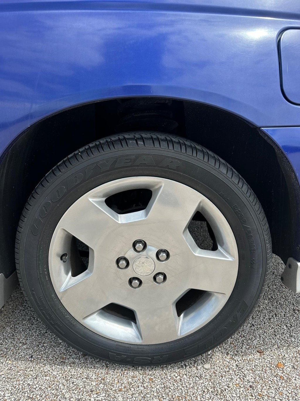Chevrolet Monte Carlo Vehicle Full-screen Gallery Image 12