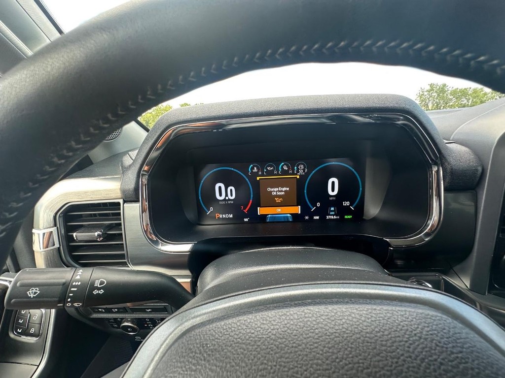Ford F-150 Vehicle Full-screen Gallery Image 19