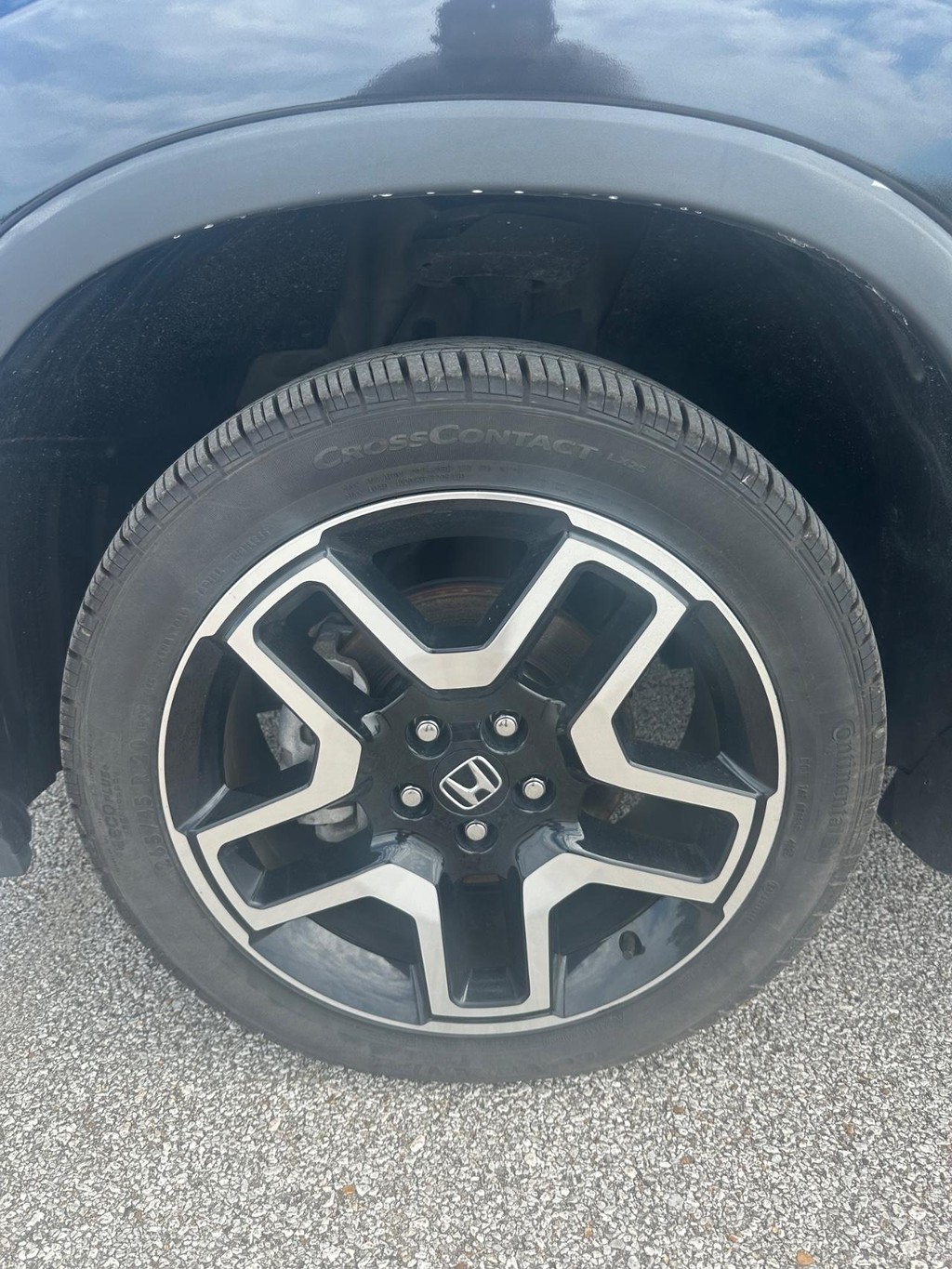 Honda Passport Vehicle Full-screen Gallery Image 5