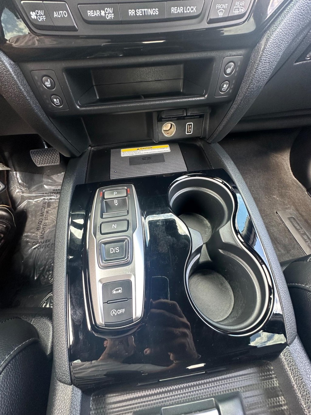 Honda Passport Vehicle Full-screen Gallery Image 19