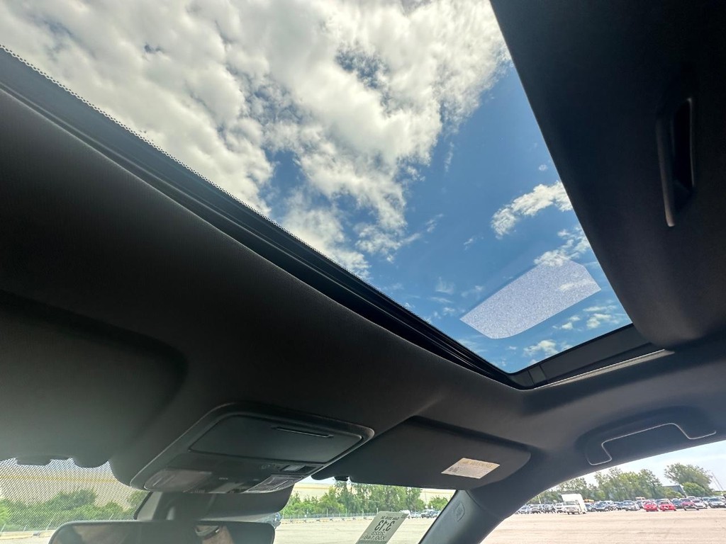 Honda Passport Vehicle Full-screen Gallery Image 21