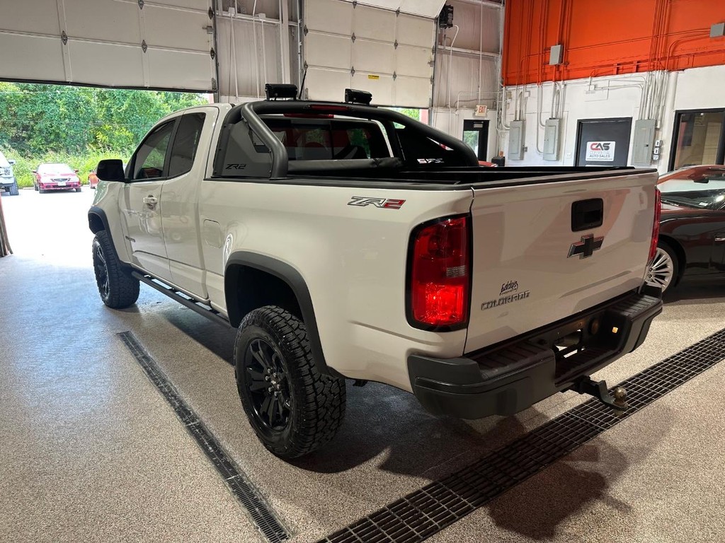 Chevrolet Colorado Vehicle Full-screen Gallery Image 05