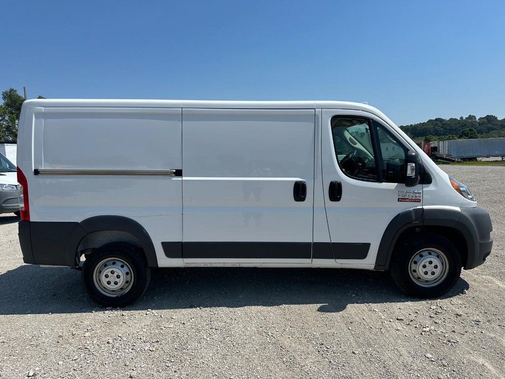 Ram ProMaster Cargo Van Vehicle Full-screen Gallery Image 4