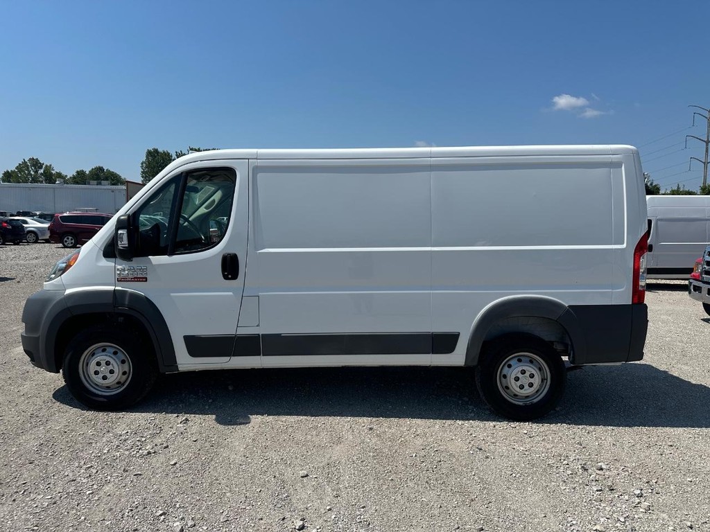 Ram ProMaster Cargo Van Vehicle Full-screen Gallery Image 6