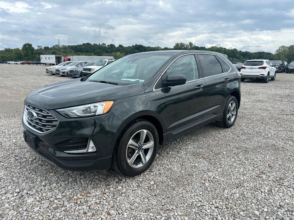 Ford Edge Vehicle Full-screen Gallery Image 5