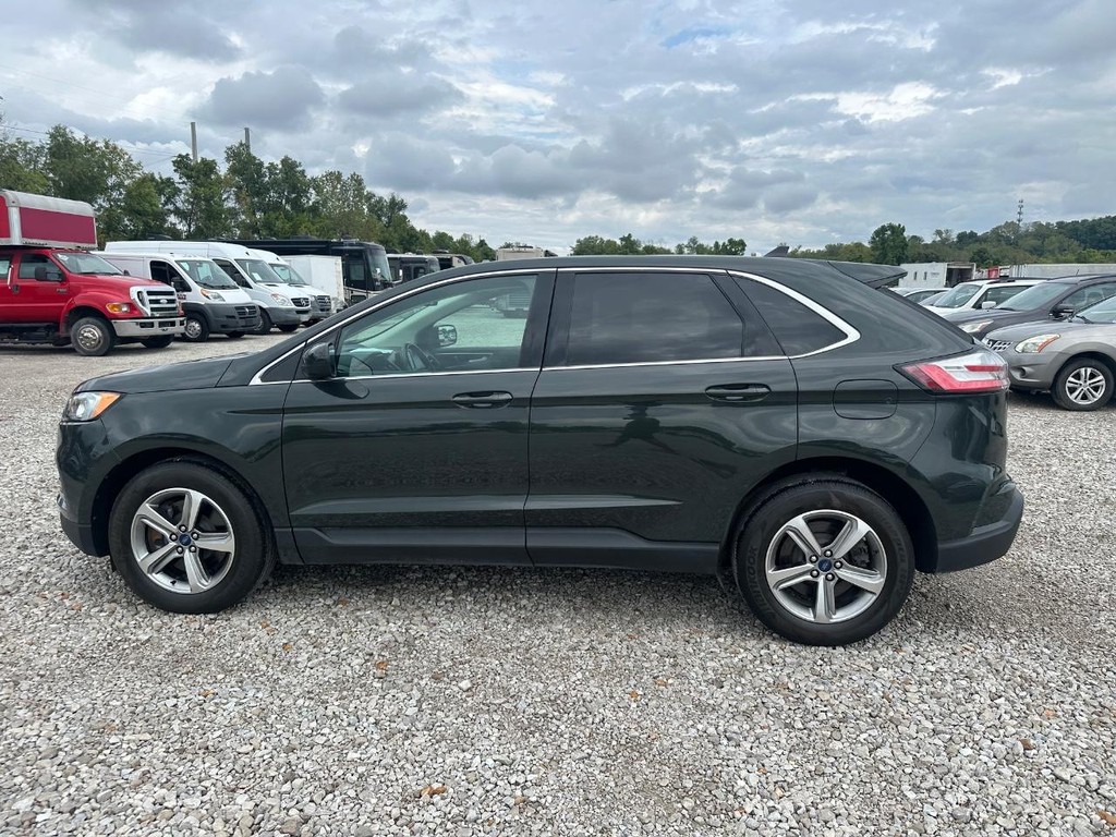 Ford Edge Vehicle Full-screen Gallery Image 6