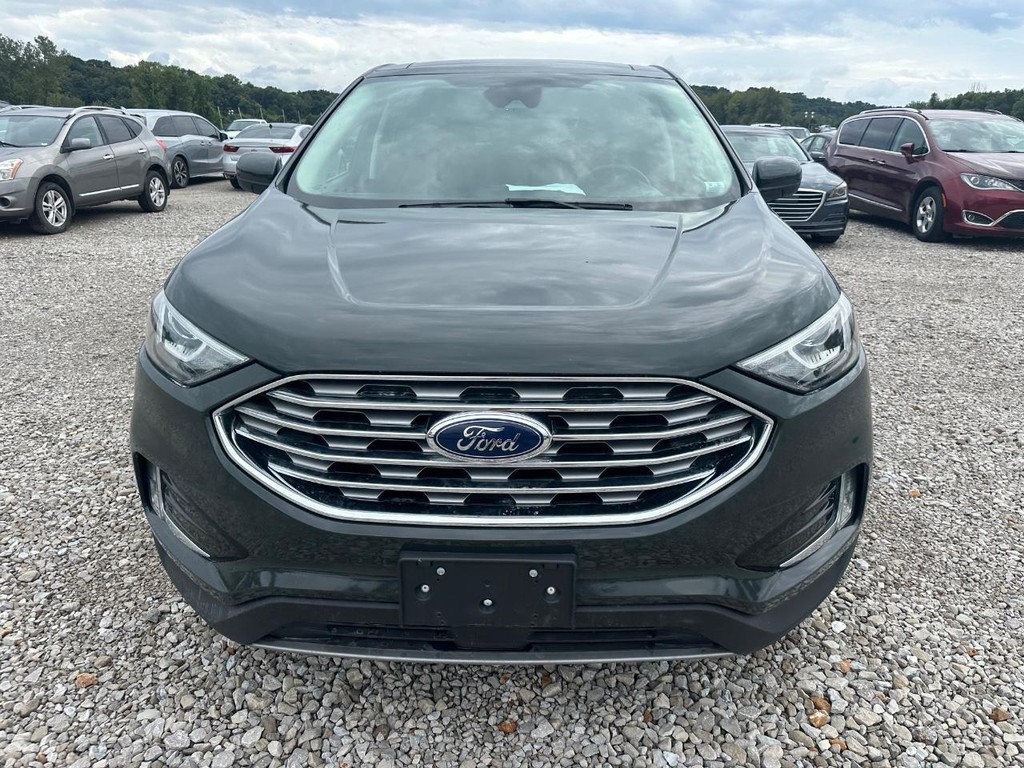 Ford Edge Vehicle Full-screen Gallery Image 10