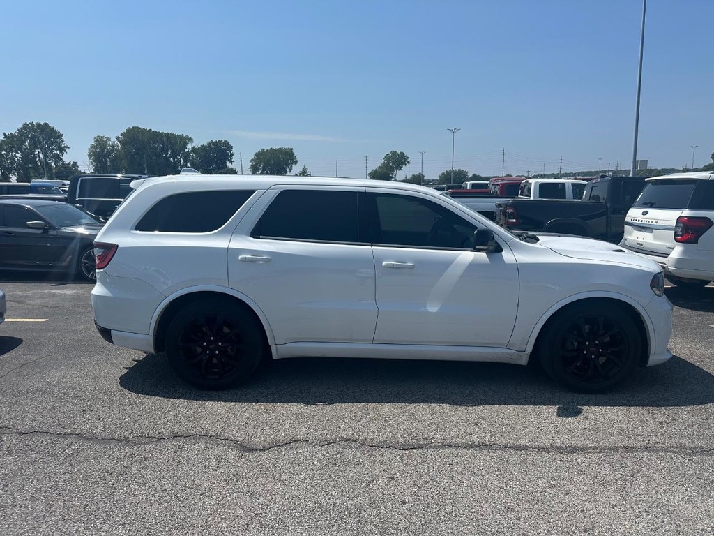 Dodge Durango Vehicle Full-screen Gallery Image 2