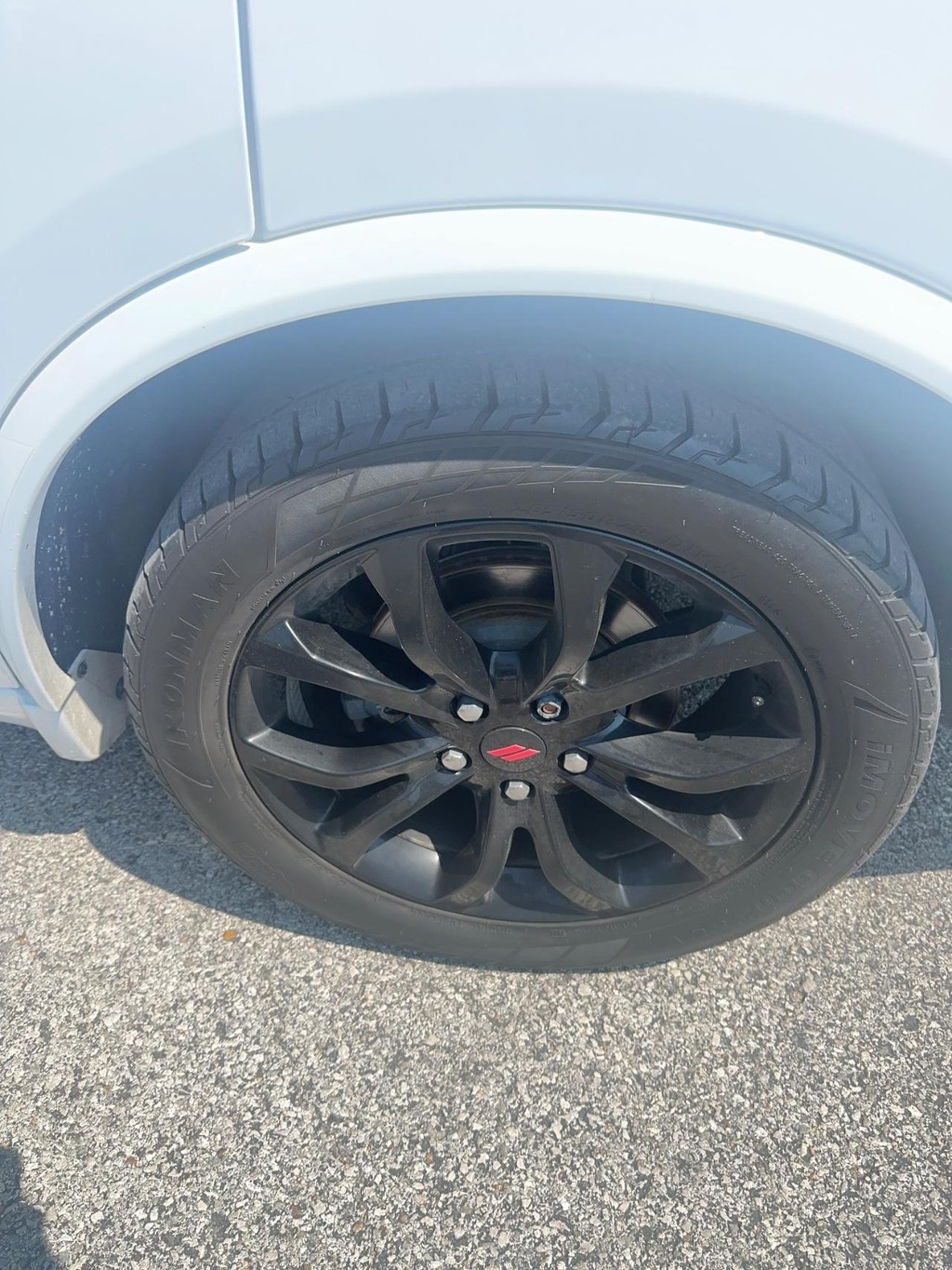 Dodge Durango Vehicle Full-screen Gallery Image 9