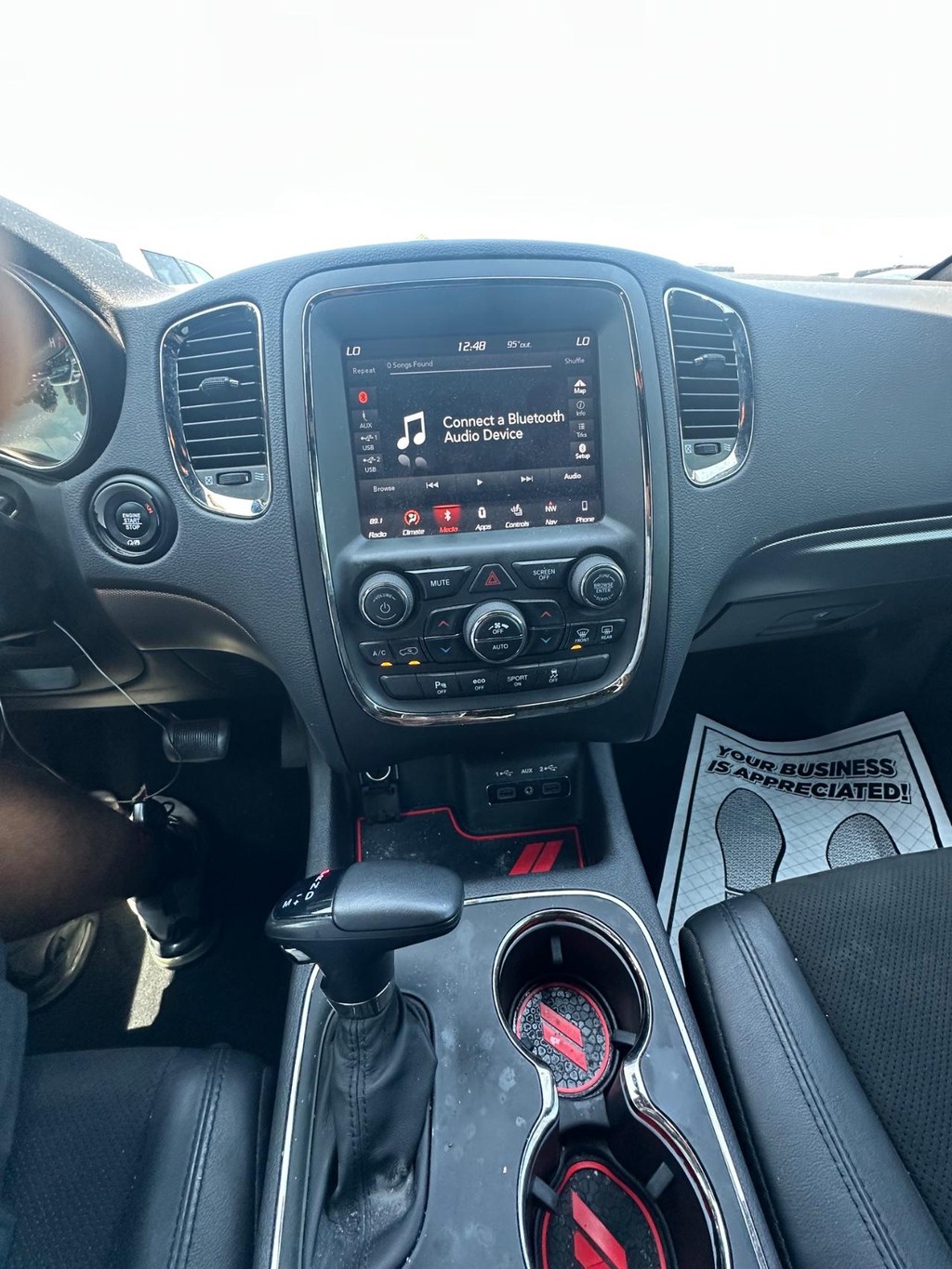 Dodge Durango Vehicle Full-screen Gallery Image 15