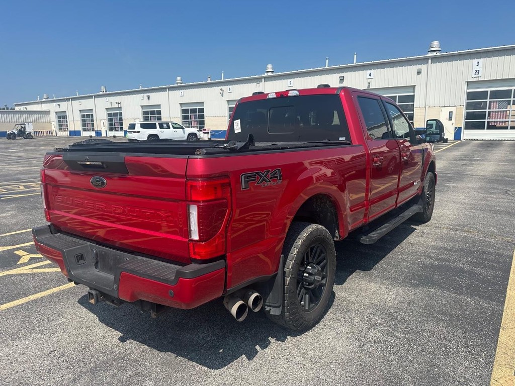 Ford Super Duty F-250 SRW Vehicle Full-screen Gallery Image 3