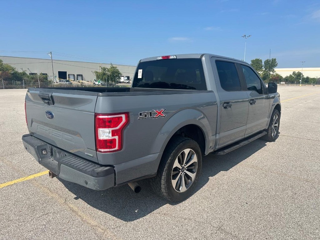 Ford F-150 Vehicle Full-screen Gallery Image 5